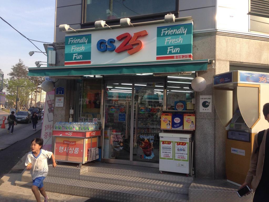 Egg Guesthouse Korea Сеул Екстериор снимка