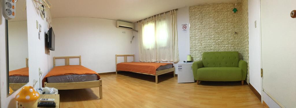 Egg Guesthouse Korea Сеул Екстериор снимка
